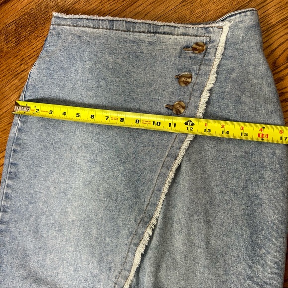Sincerely Jules | Asymmetrical Denim Button Front Slit Midi Skirt Size 3/26 - Picture 10 of 12